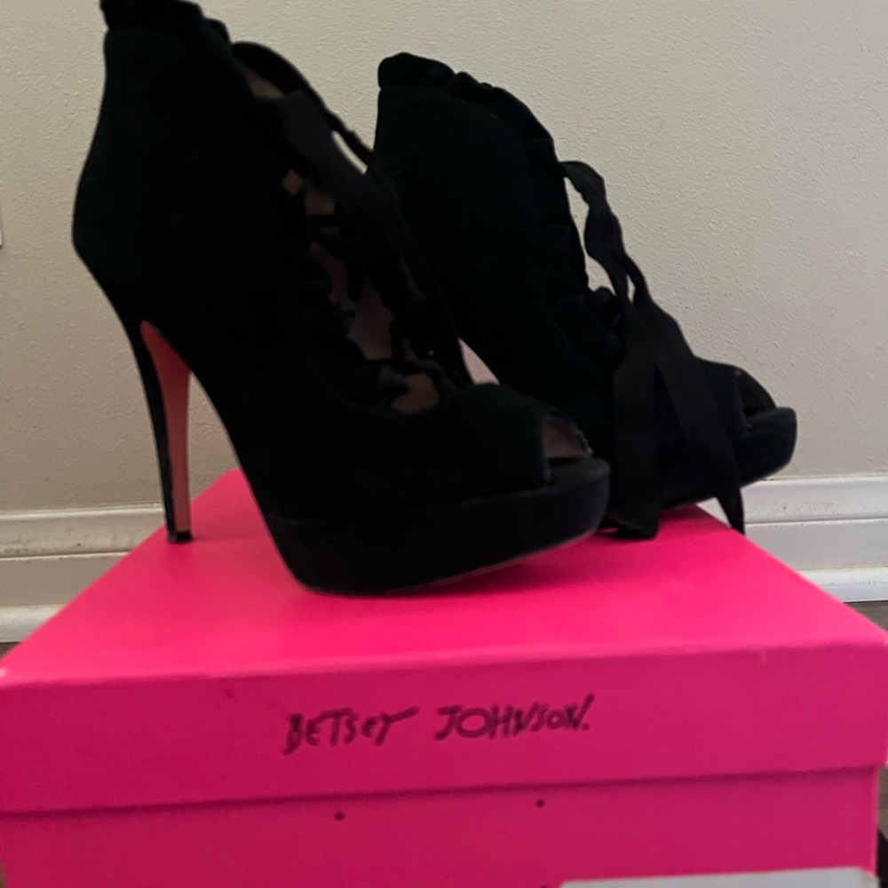Betsey Johnson Black Lace-Up Heels
